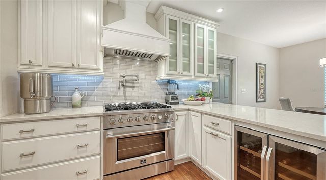1685 6TH STREET, Sarasota, FL 34236