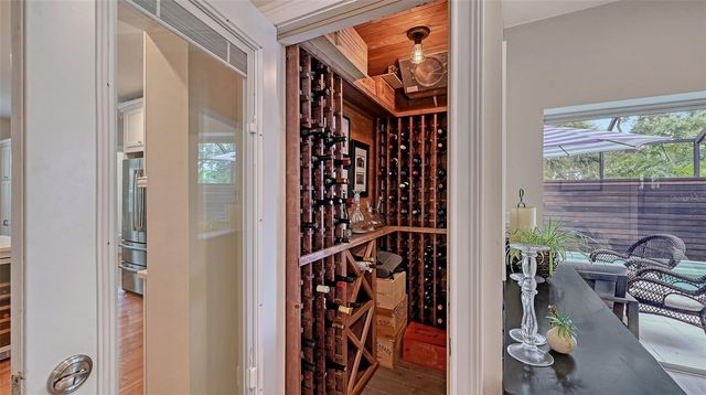 1685 6TH STREET, Sarasota, FL 34236