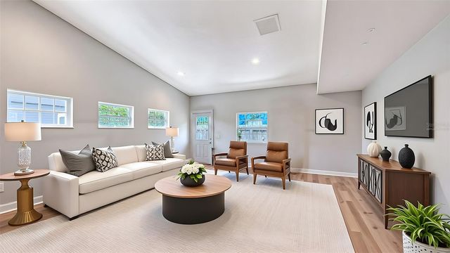 1685 6TH STREET, Sarasota, FL 34236