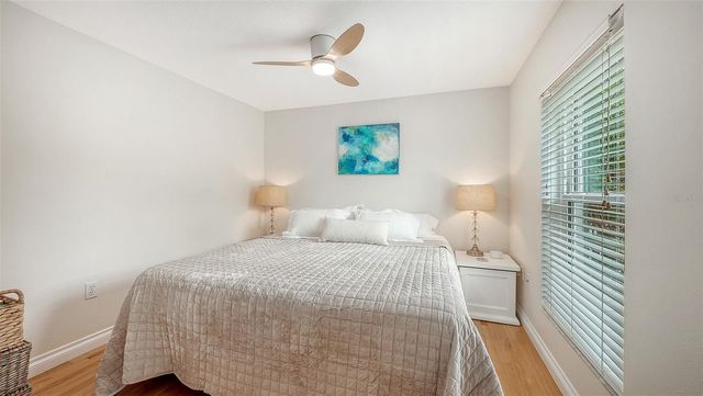 1685 6TH STREET, Sarasota, FL 34236