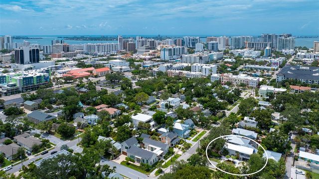 1685 6TH STREET, Sarasota, FL 34236