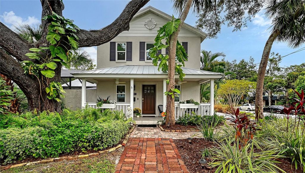 1685 6TH STREET, Sarasota, FL 34236
