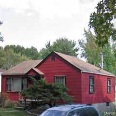 1944 Falcon Drive, St Louis, MO 63133