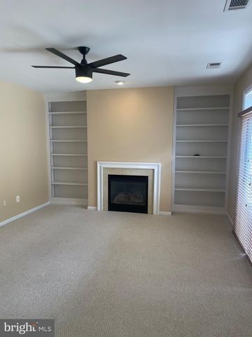 20389 RADCLIFF TER, Ashburn, VA 20147
