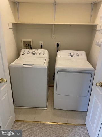 20389 RADCLIFF TER, Ashburn, VA 20147