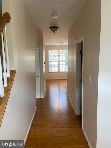 20389 RADCLIFF TER, Ashburn, VA 20147