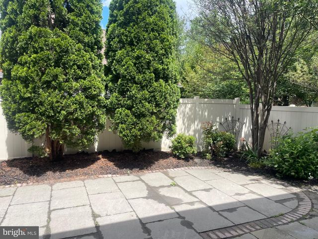 20389 RADCLIFF TER, Ashburn, VA 20147