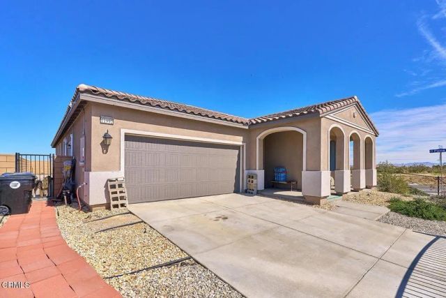 11992 Olivine Road, Victorville, CA 92392