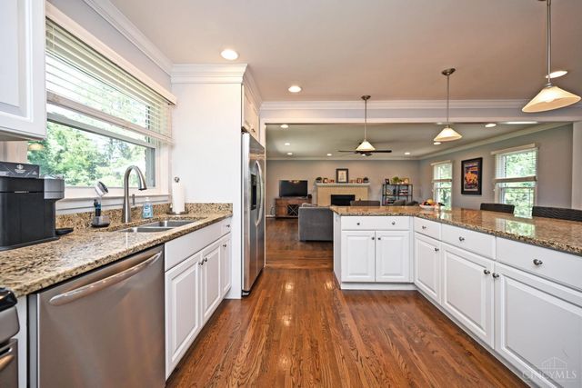 8530 Sturbridge Drive, Sycamore Twp, OH 45236