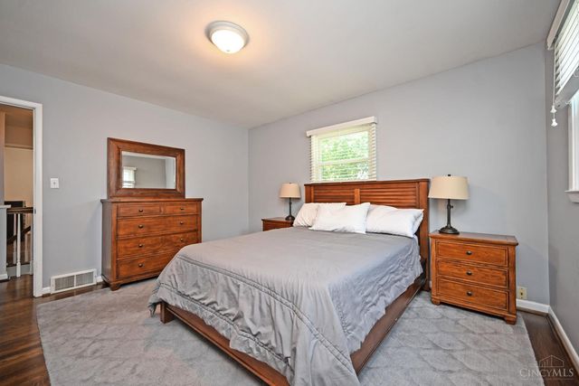 8530 Sturbridge Drive, Sycamore Twp, OH 45236