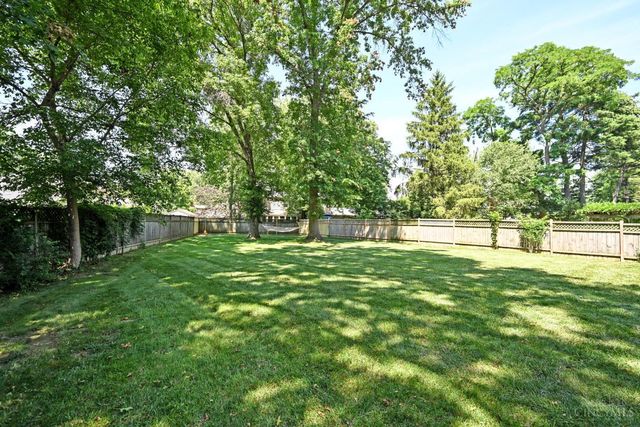 8530 Sturbridge Drive, Sycamore Twp, OH 45236