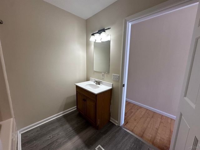 6450 E Curtis Road, Bridgeport Twp, MI 48722