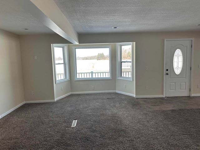 6450 E Curtis Road, Bridgeport Twp, MI 48722