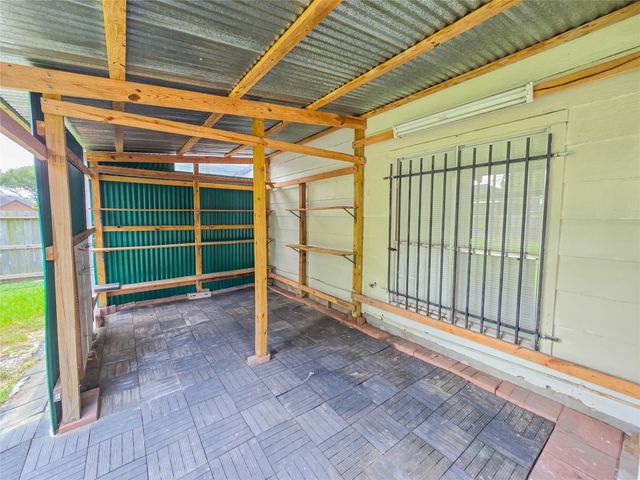 12010 Essenbruk Drive, Houston, TX 77066