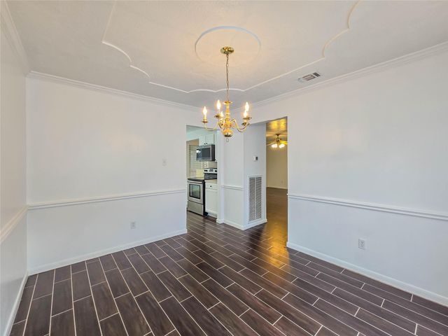 12010 Essenbruk Drive, Houston, TX 77066