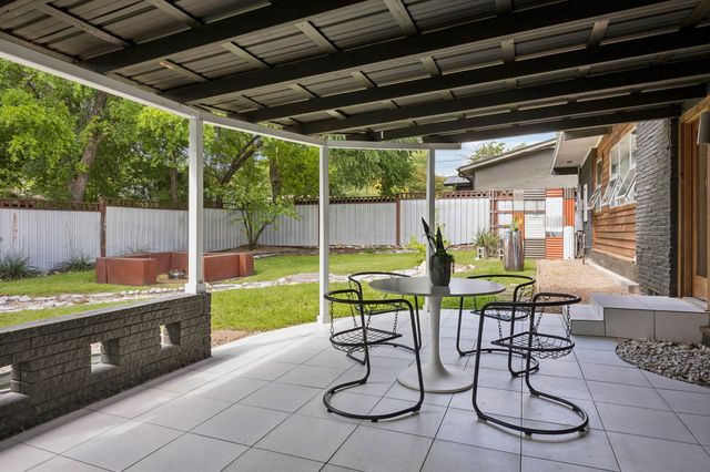 8719 Stanwood Drive, Dallas, TX 75228