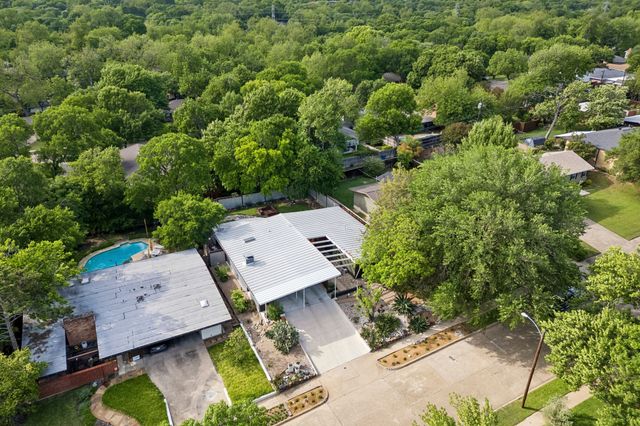 8719 Stanwood Drive, Dallas, TX 75228