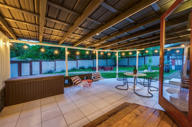 8719 Stanwood Drive, Dallas, TX 75228