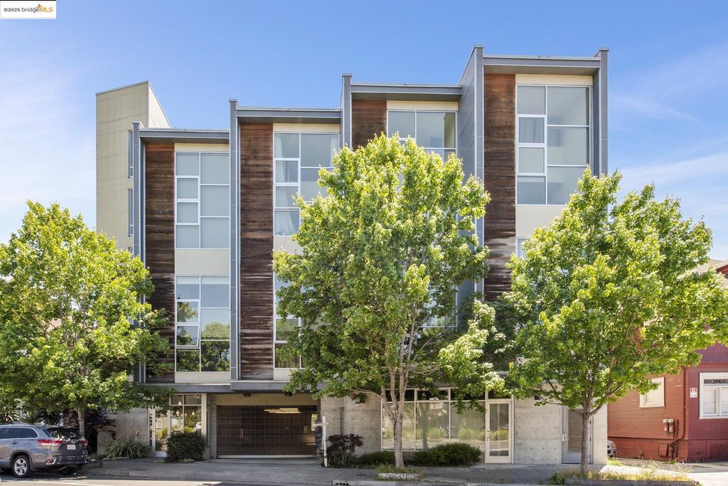 485 W Macarthur Blvd 407, Oakland, CA 94609