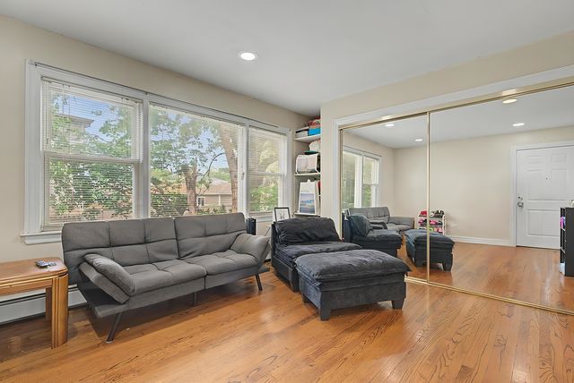 2111 N 75th Avenue 1E, Elmwood Park, IL 60707