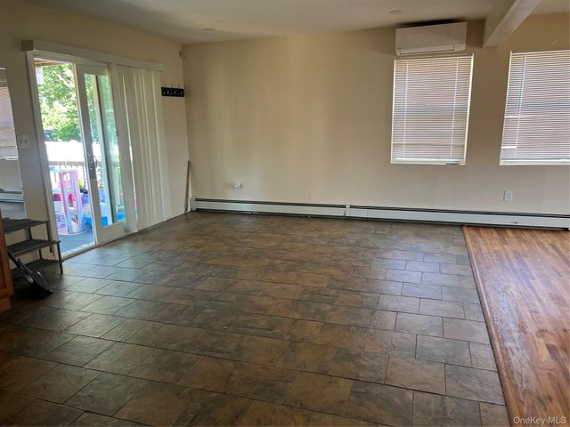 39 Elder Avenue, Farmingville, NY 11738