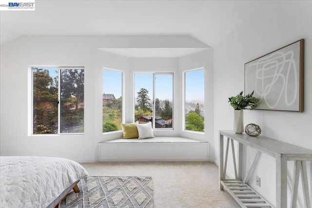 18786 Sydney Cir, Castro Valley, CA 94546