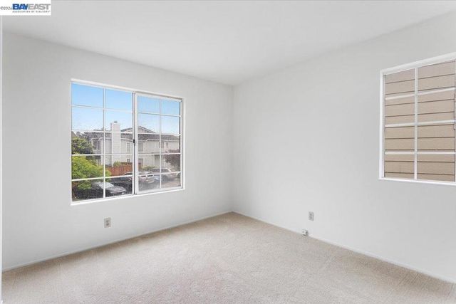 18786 Sydney Cir, Castro Valley, CA 94546