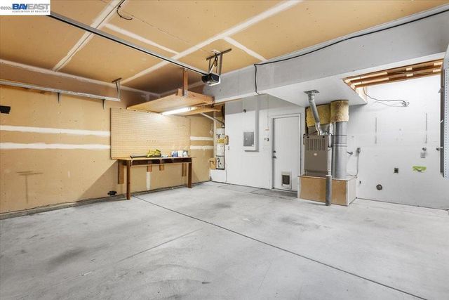 18786 Sydney Cir, Castro Valley, CA 94546