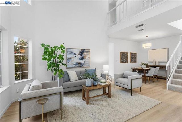 18786 Sydney Cir, Castro Valley, CA 94546