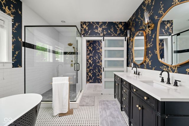 544 Amos Drive, Zionsville, IN 46077