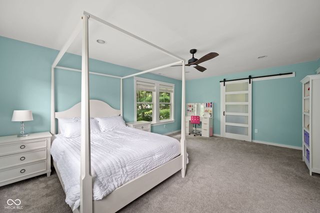 544 Amos Drive, Zionsville, IN 46077