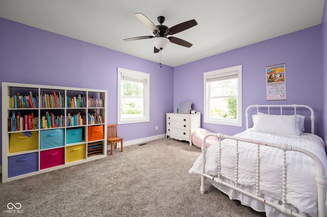 544 Amos Drive, Zionsville, IN 46077