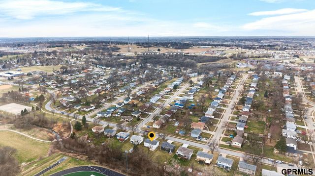 6219 N 66 Street, Omaha, NE 68104