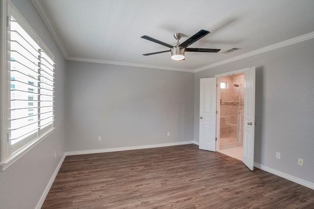 226 Claris LN, Georgetown, TX 78626