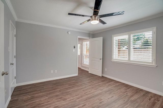 226 Claris LN, Georgetown, TX 78626