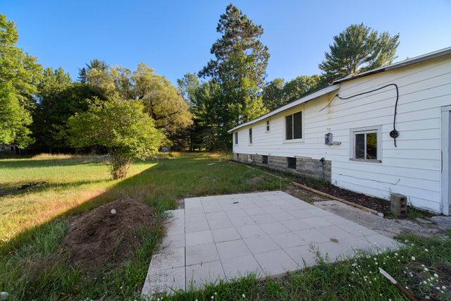 2264 Revolt Road, Manistee Twp, MI 49660