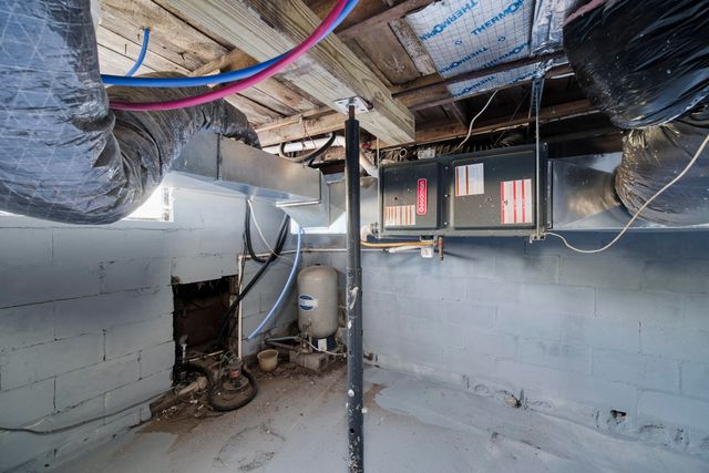 2264 Revolt Road, Manistee Twp, MI 49660