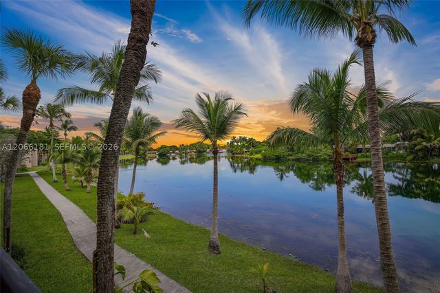 14211 N Kendall Dr 207E, Miami, FL 33186