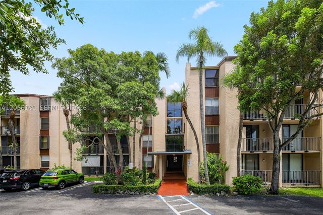 14211 N Kendall Dr 207E, Miami, FL 33186