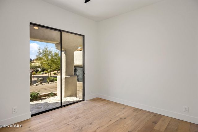 10874 E DALE Lane, Scottsdale, AZ 85262