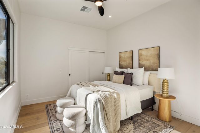 10874 E DALE Lane, Scottsdale, AZ 85262