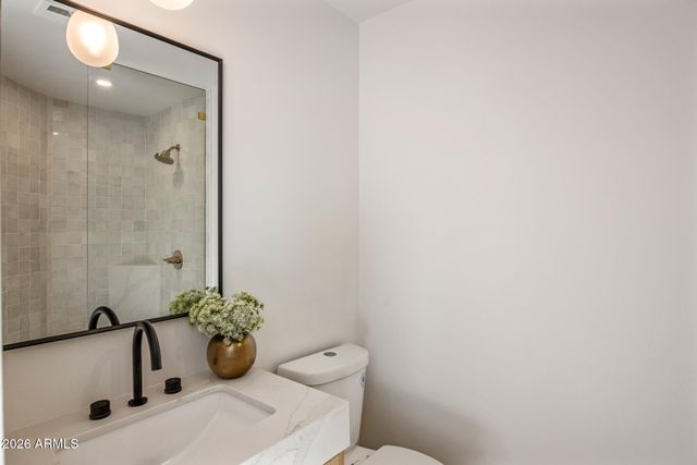 10874 E DALE Lane, Scottsdale, AZ 85262