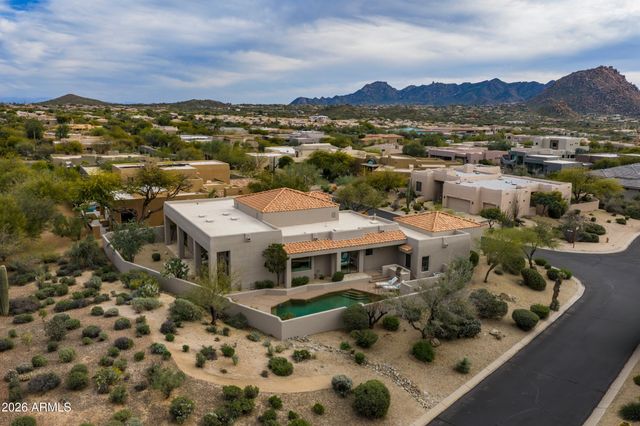 10874 E DALE Lane, Scottsdale, AZ 85262