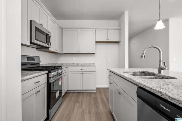 5369 TAILWINDS DRIVE, Bessemer, AL 35022