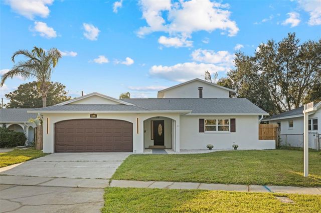 5700 VENETIAN BOULEVARD NE, St Petersburg, FL 33703