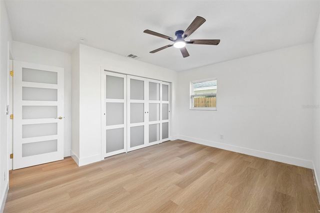 5700 VENETIAN BOULEVARD NE, St Petersburg, FL 33703