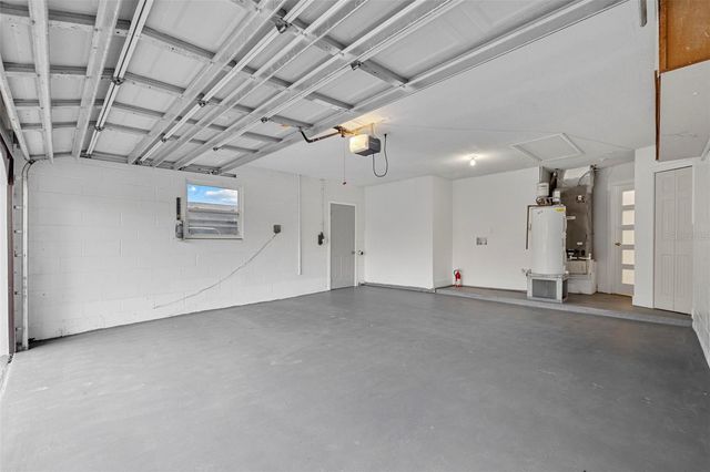 5700 VENETIAN BOULEVARD NE, St Petersburg, FL 33703