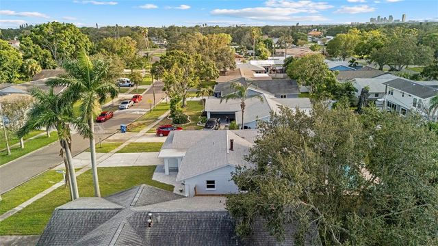 5700 VENETIAN BOULEVARD NE, St Petersburg, FL 33703