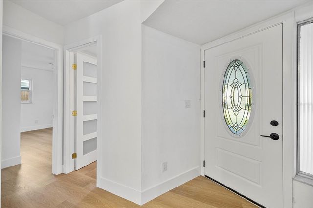 5700 VENETIAN BOULEVARD NE, St Petersburg, FL 33703