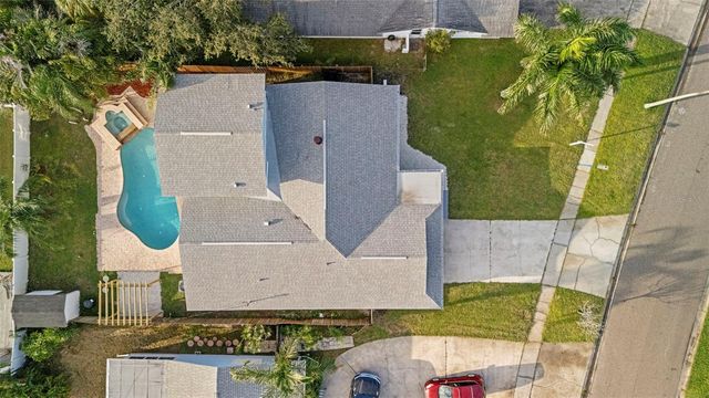 5700 VENETIAN BOULEVARD NE, St Petersburg, FL 33703